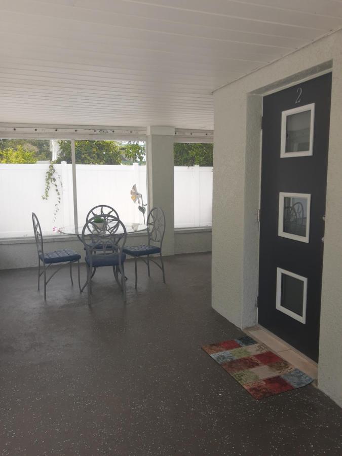 Bush Garden Park Nearby Apartments Tampa Extérieur photo